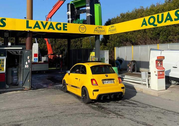 Lavage auto Louvroil